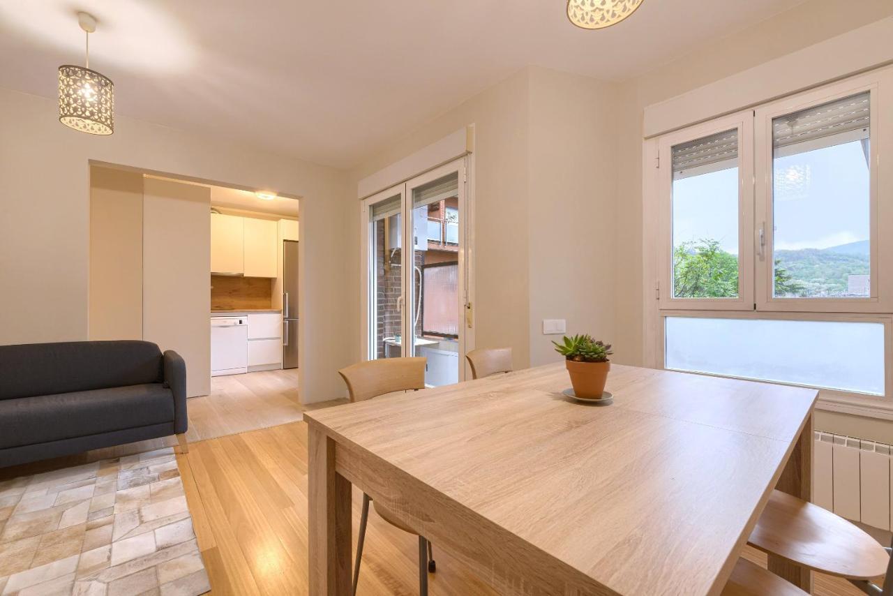 Vivienda Turistica Reformada En Zona Residencial Con Garaje Y Wifi Apartment Билбао Екстериор снимка
