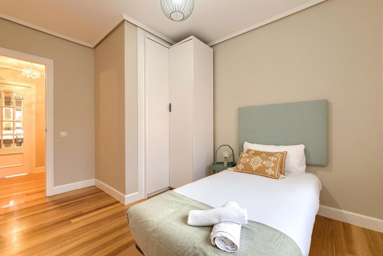 Vivienda Turistica Reformada En Zona Residencial Con Garaje Y Wifi Apartment Билбао Екстериор снимка