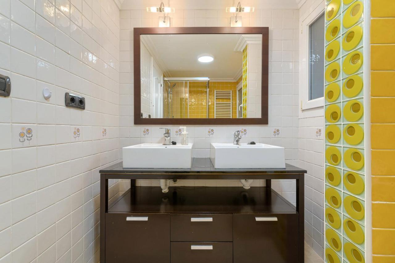 Vivienda Turistica Reformada En Zona Residencial Con Garaje Y Wifi Apartment Билбао Екстериор снимка
